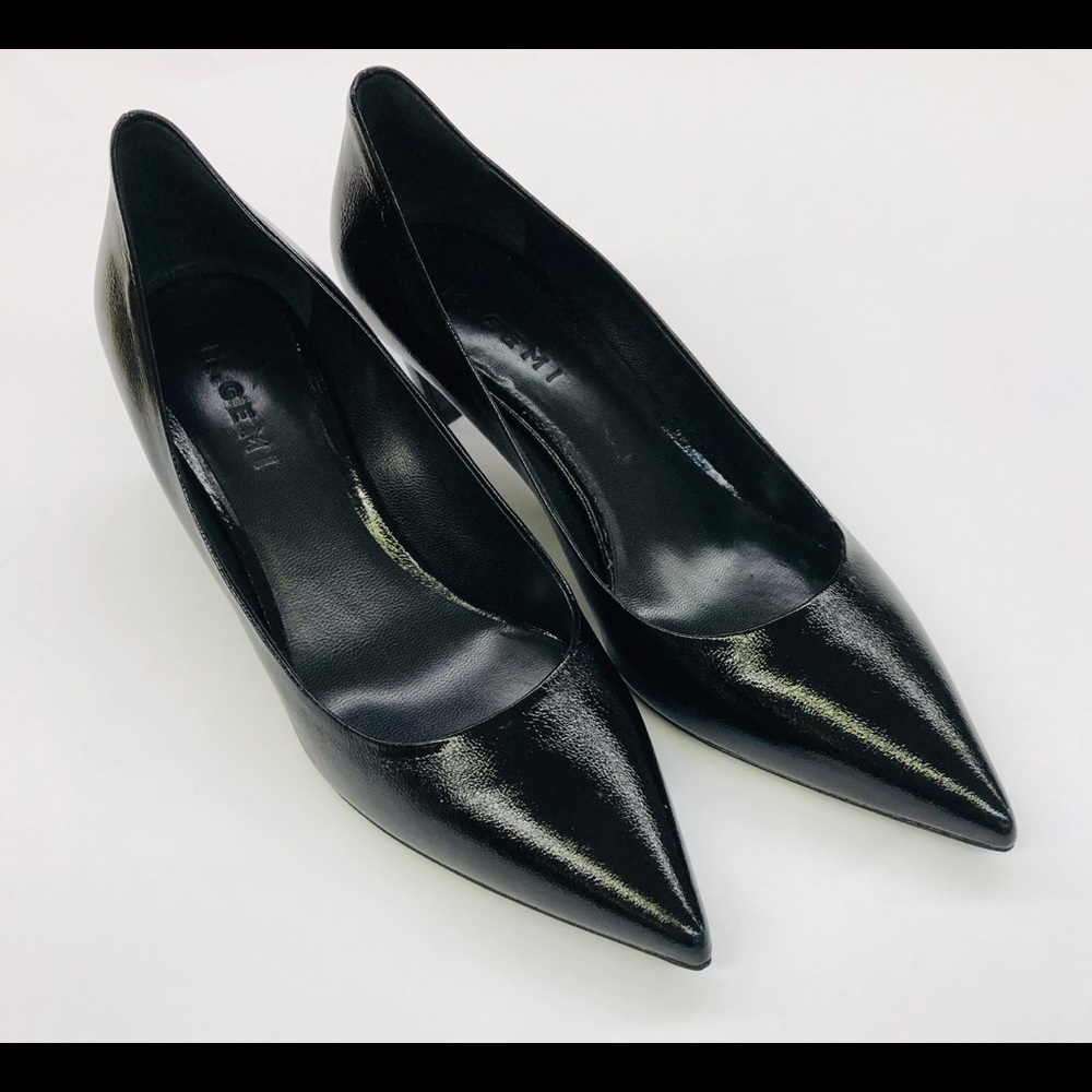 M. Gemi Virgola Black pointed toe pump